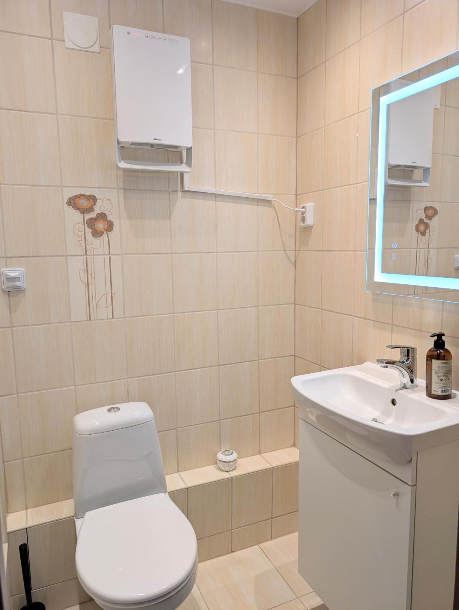 Luxury Villa 130 M2 Centrally Katrineholm Εξωτερικό φωτογραφία